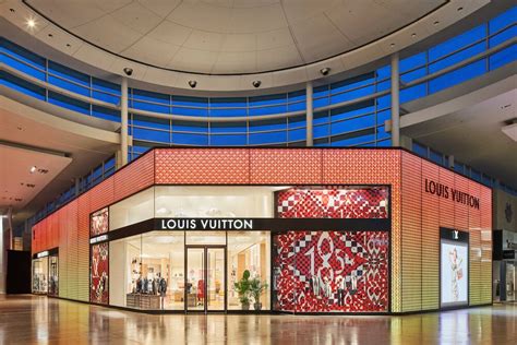 louis vuitton store yorkdale